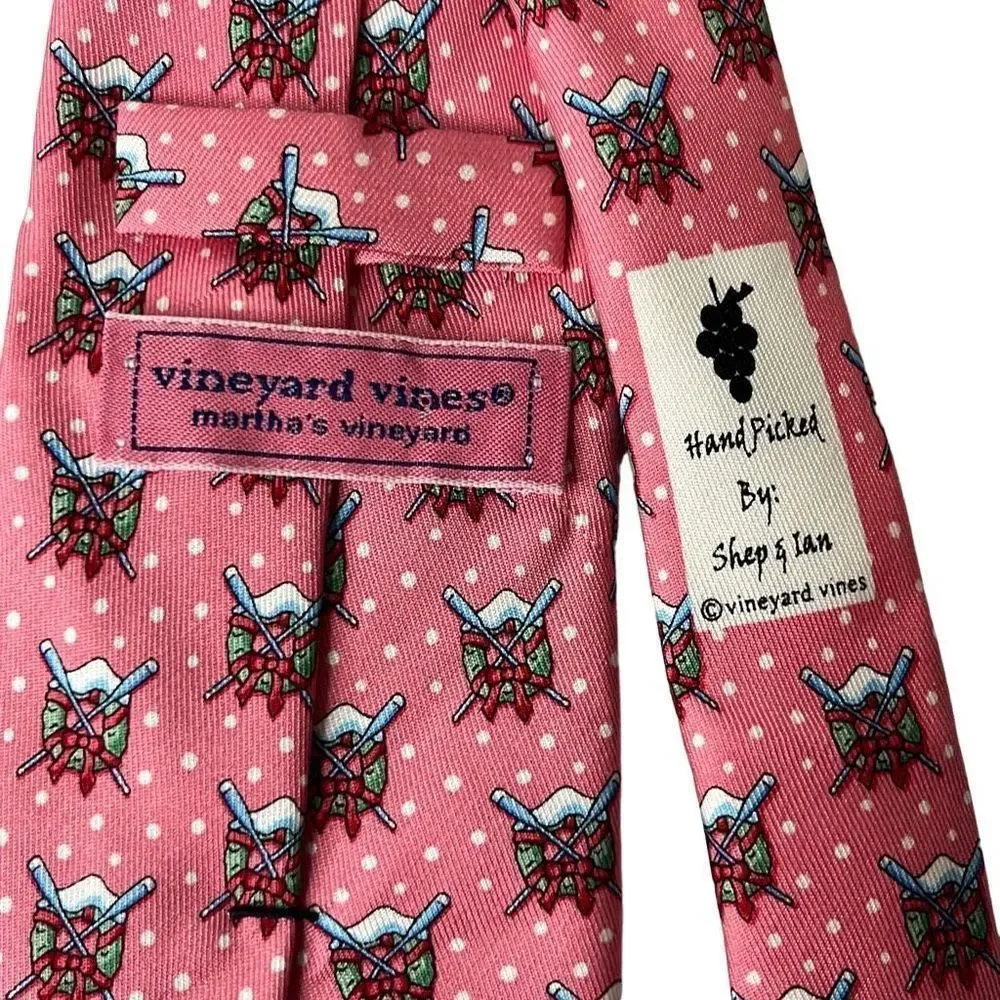 VINEYARD‎ VINES Martha's Vineyard boy's silk tie holiday Christmas pink tie 51